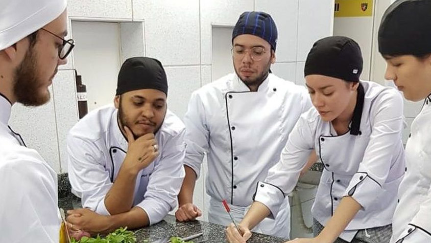 Escola Social de João Pessoa retoma inscrições e oferece cursos profissionalizantes gratuitos