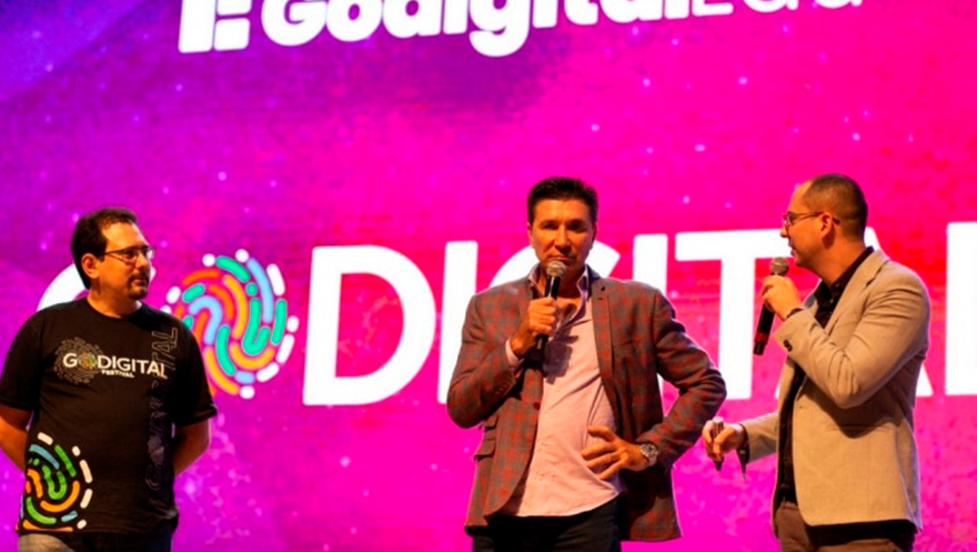 GoDigital Festival: último dia terá Flow Podcast AO VIVO e Carlinhos Maia para finalizar o evento