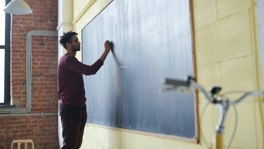 Sobre as escolas técnicas…